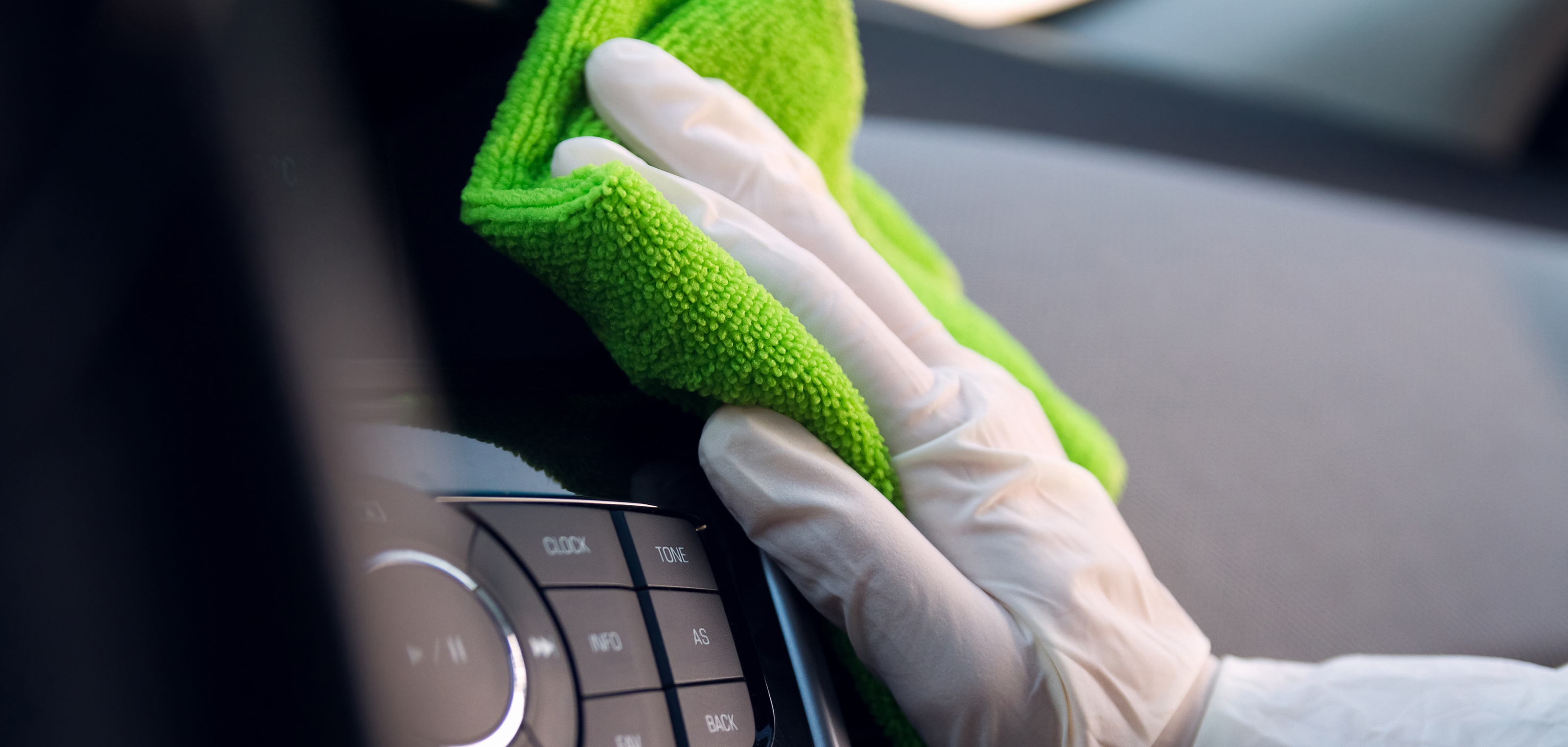 professional cleaning results everywhere, from the dashboard to the glass and windshield.